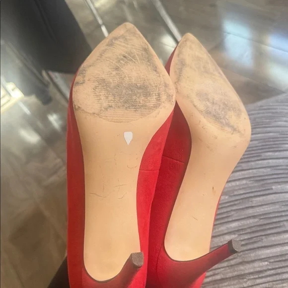 14th & Union Vibrant Red Heels - Picture 4 of 5